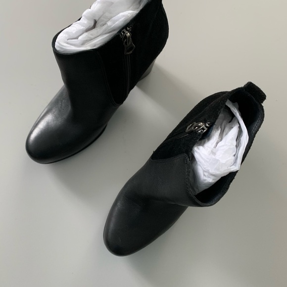 Boots Tommy Hilfiger sz 8.5 black never worn - Picture 2 of 5